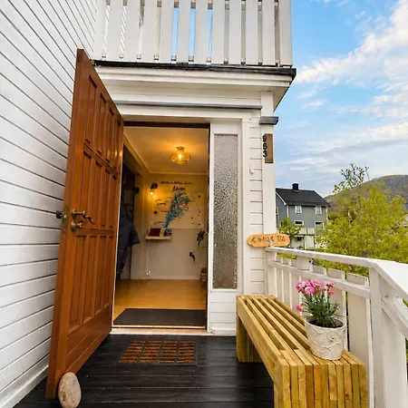 Alfa - The Lowfo House Lofoten *