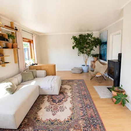 Albergue Alfa - The Lowfo House Lofoten *